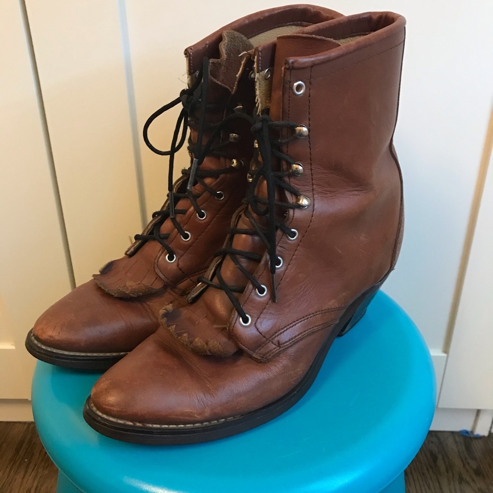 vintage Laredo roper boots 7.5 festival-ready!